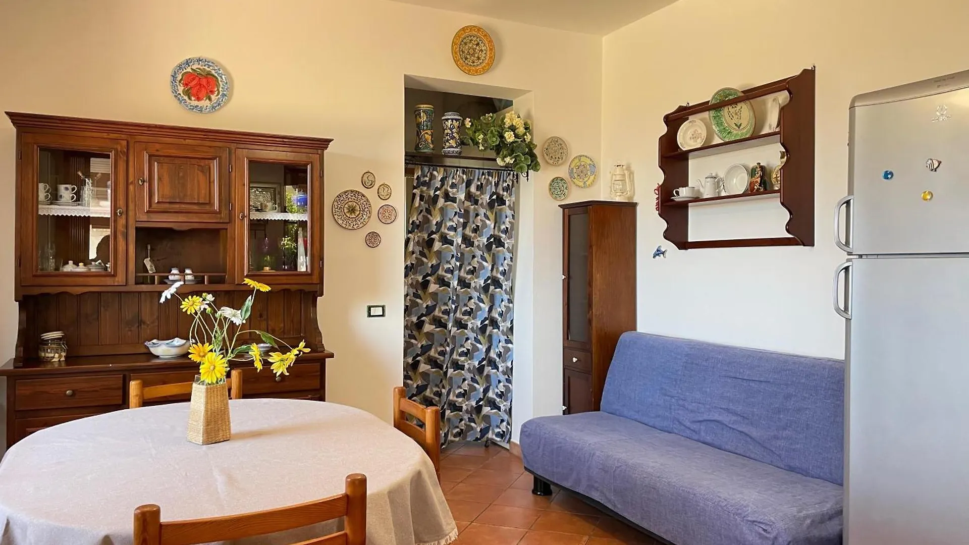 Tra-I-Monti Sul Mare Guest House Valderice 0*,